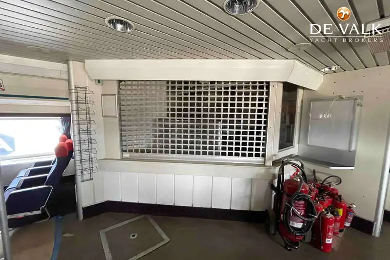 Kapal layar untuk dijual