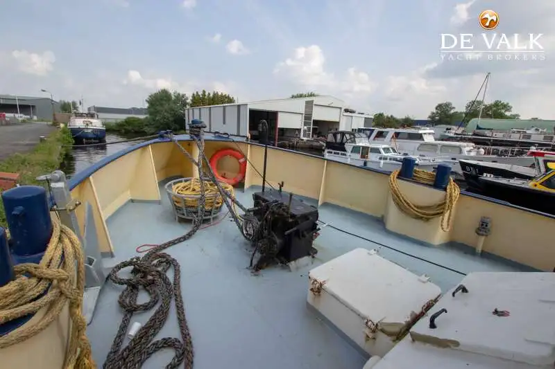 Kapal rondaan untuk dijual