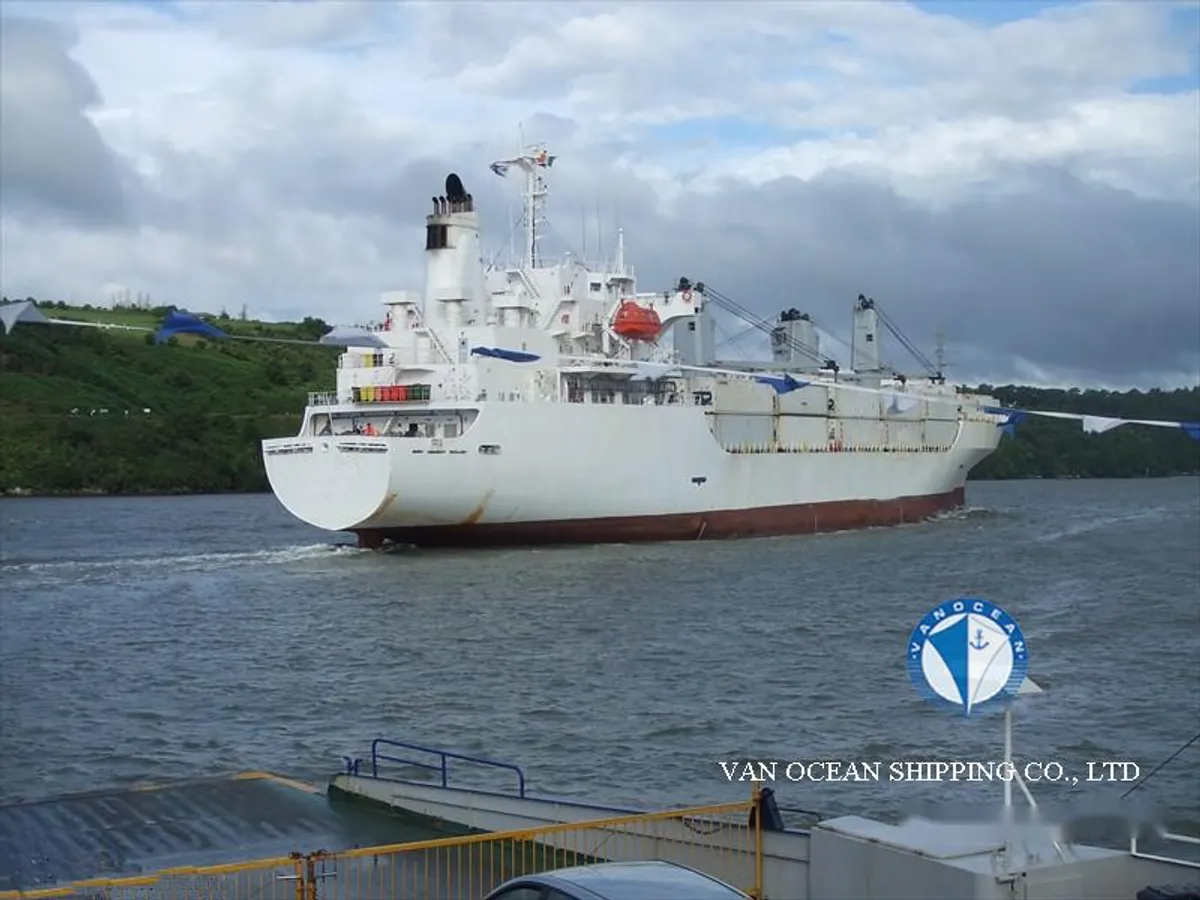 Kapal peti sejuk untuk dijual