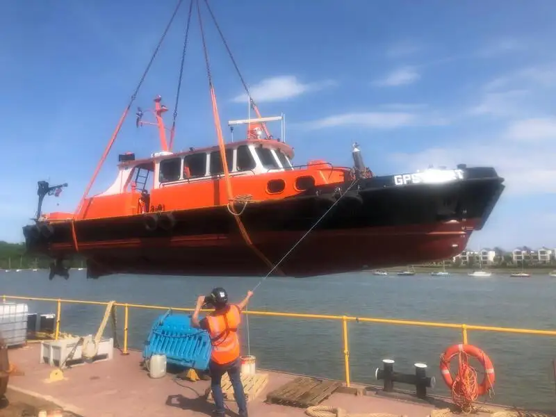 Kapal tinjauan untuk dijual