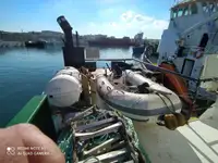 Kapal kerja untuk dijual