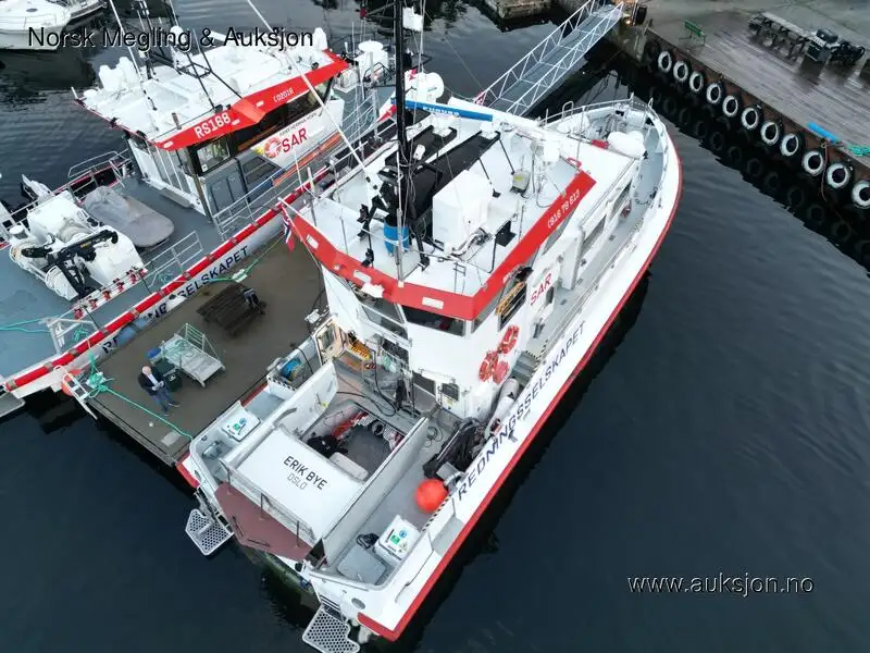 Kapal tunda untuk dijual