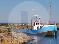 Kapal memancing untuk dijual