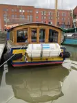Kapal feri untuk dijual