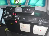 Kapal anak kapal untuk dijual