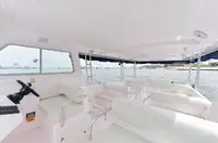 Kapal pelayaran untuk dijual