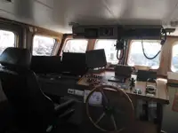Kapal tinjauan untuk dijual