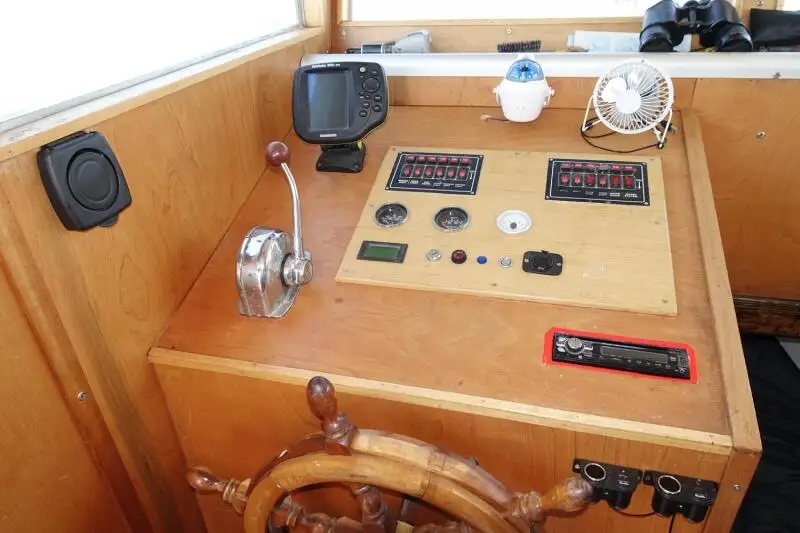 Kapal tunda untuk dijual