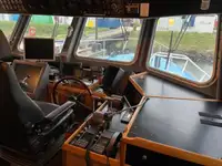 Kapal rondaan untuk dijual