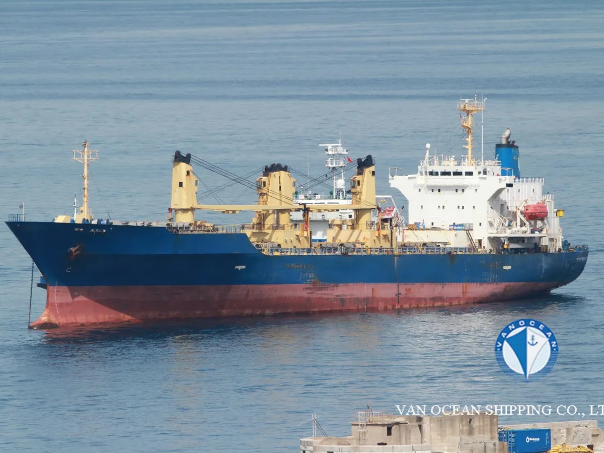 Kapal peti sejuk untuk dijual