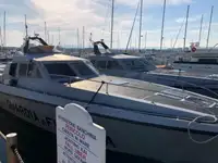 Kapal rondaan untuk dijual