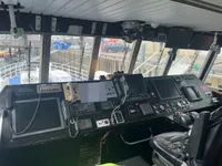 Kapal rondaan untuk dijual