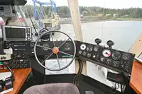 Kapal layar untuk dijual