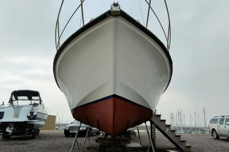 Kapal kerja untuk dijual