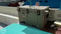 Kapal pelayaran untuk dijual