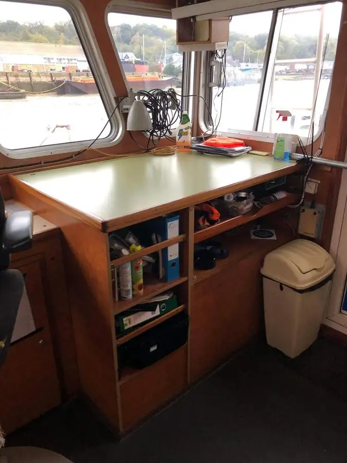 Kapal tunda untuk dijual