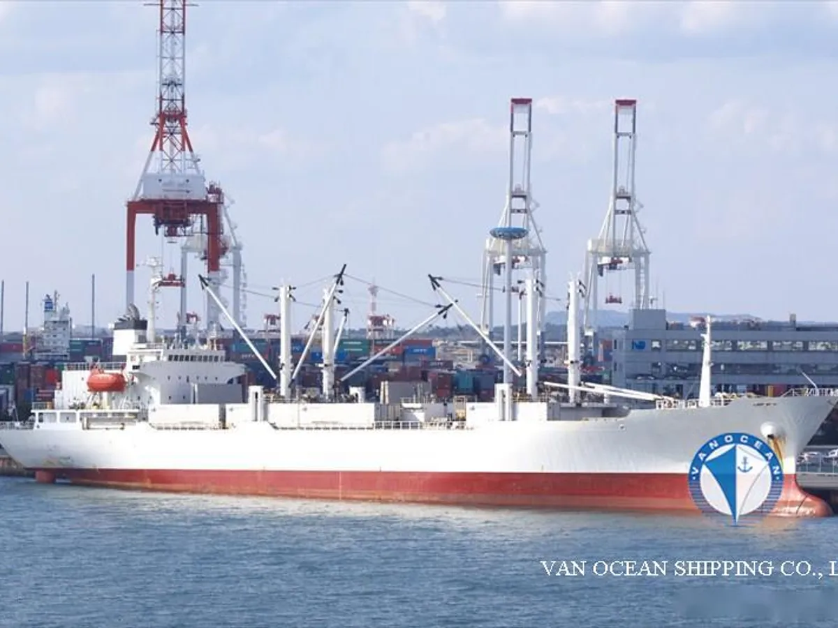 Kapal peti sejuk untuk dijual