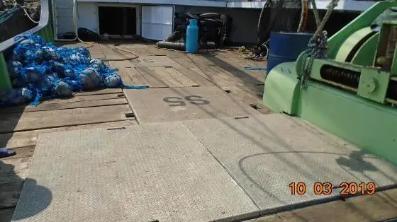 Kapal LNG untuk dijual