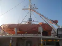 Kapal anak kapal untuk dijual
