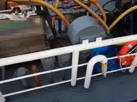 Kapal kerja untuk dijual