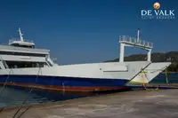 Kapal feri untuk jualan