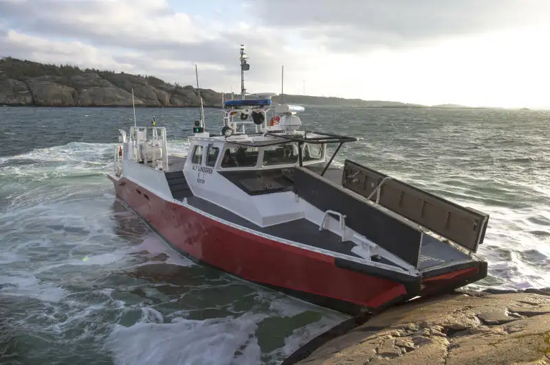 Kapal penyelamat untuk dijual