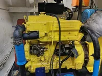 Kapal bekalan untuk dijual
