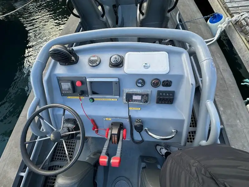 Kapal rondaan untuk dijual
