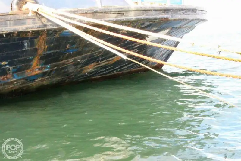 Kapal feri untuk dijual