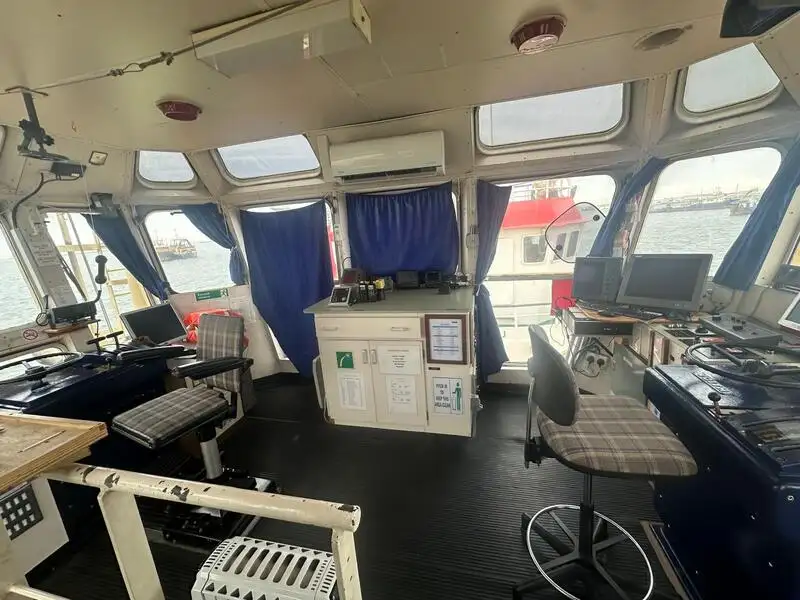 Kapal tunda untuk dijual