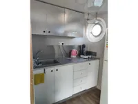 Kapal kontena untuk dijual