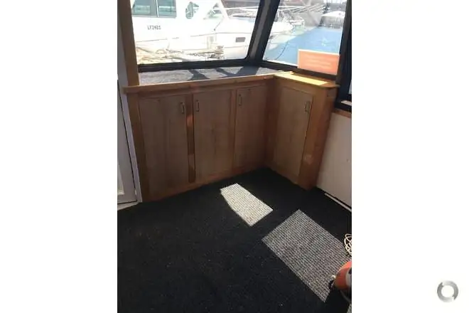 Kapal layar untuk dijual