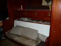Kapal rondaan untuk dijual