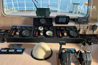 Kapal pelayaran untuk dijual