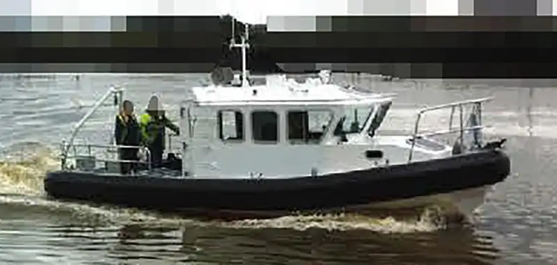 Kapal kerja untuk dijual