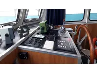 Kapal kerja untuk dijual