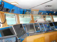 Kapal memancing untuk dijual