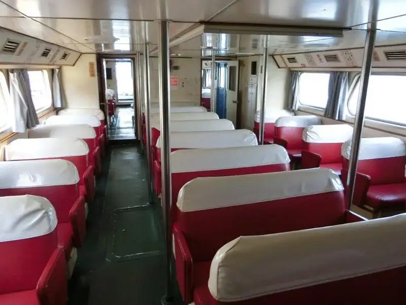 Kapal pelayaran untuk dijual