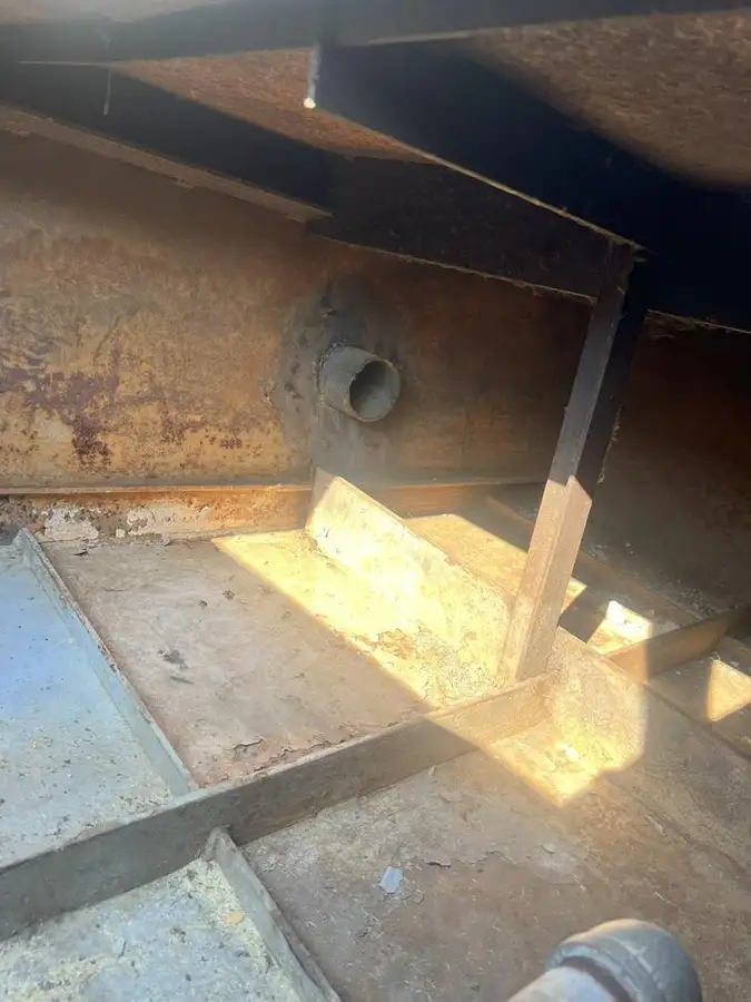 Kapal kerja untuk dijual
