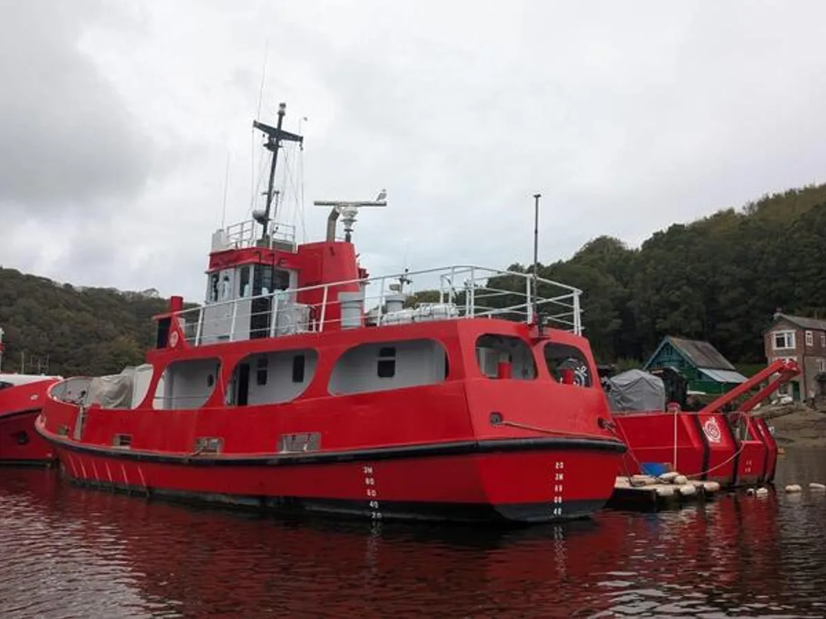 Kapal tinjauan untuk dijual