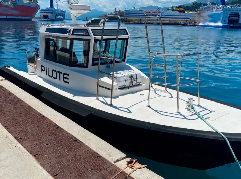 Kapal pandu untuk dijual