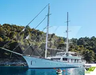 Kapal pelayaran untuk dijual