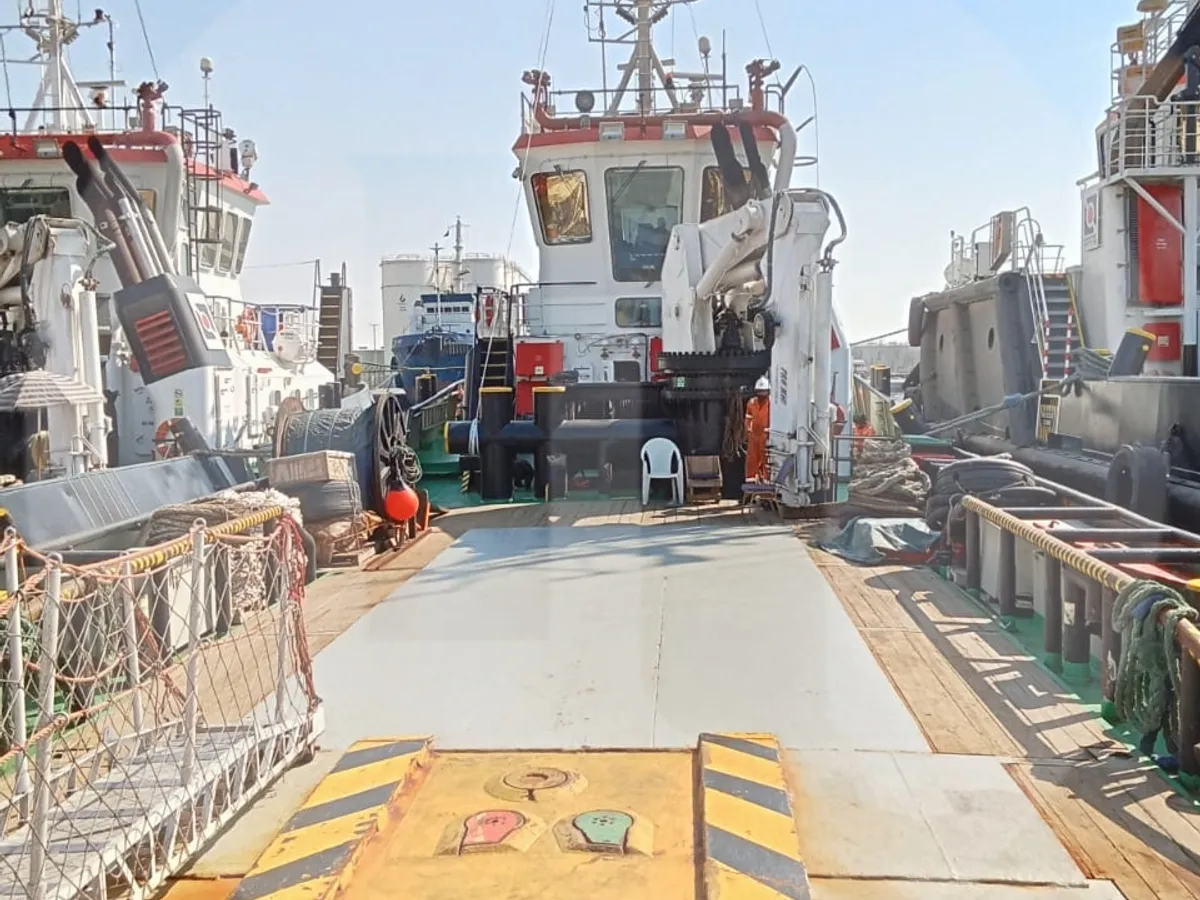 Kapal tunda untuk dijual