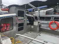 Kapal anak kapal untuk dijual