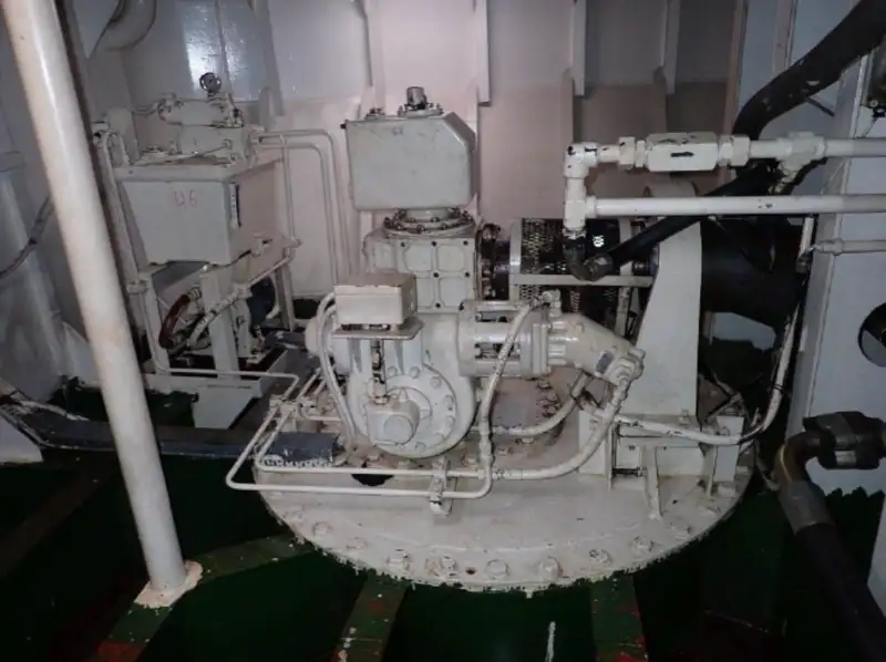 Kapal kerja untuk dijual