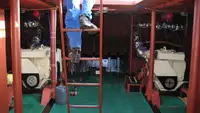 Kapal kerja untuk dijual