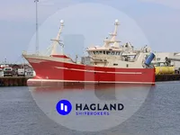 Kapal memancing untuk dijual