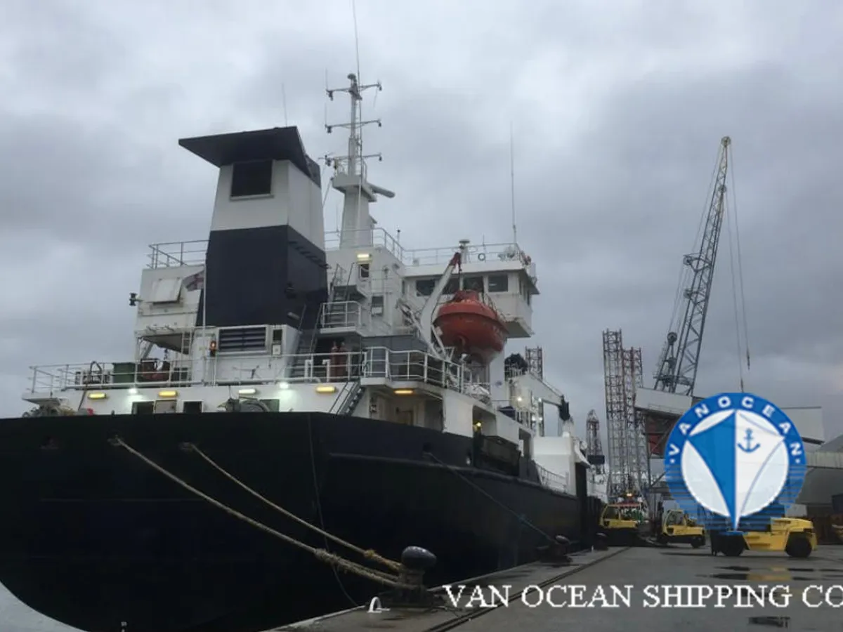 Kapal peti sejuk untuk dijual