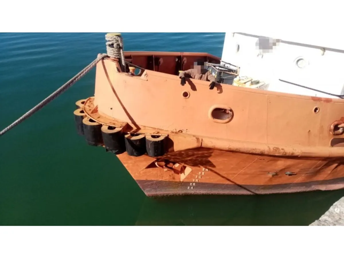 Kapal tunda untuk dijual