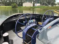Kapal tunda untuk dijual